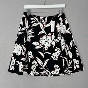 White House Black Market Womens Skirt 4 Black Dark Floral Soft Career Flowy Boho